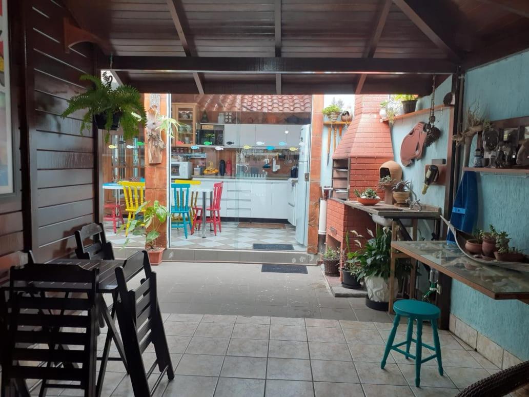 Casa Agradavel, 50M Da Praia Freguesia Do Ribeirao Da Ilha Florianopolis Exterior photo